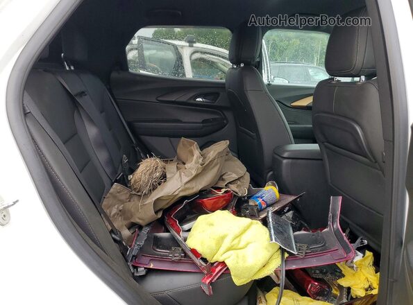 KL79MSSL6PB086442 2023 CHEVROLET TRAILBLAZER White Vista interior trasera