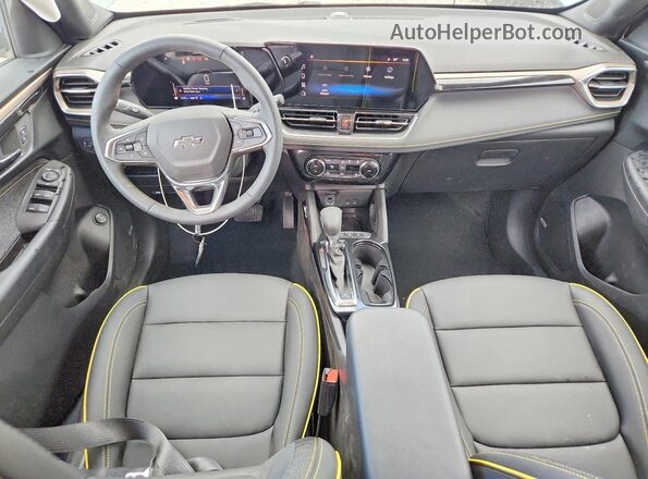 KL79MSSL7TB148683 2026 CHEVROLET TRAILBLAZER Green Առջևի վահանակի տեսք