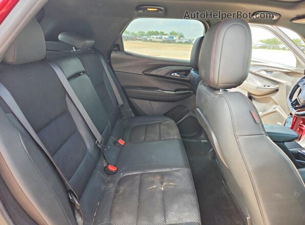 KL79MTSL0MB013066 2021 CHEVROLET TRAILBLAZER Burgundy Widok tylnych siedzeń