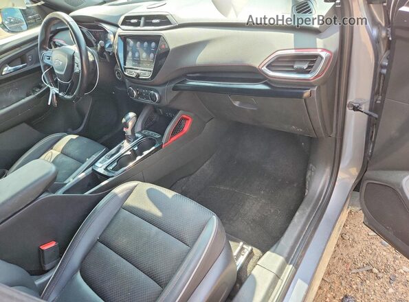 KL79MTSL2MB062415 2021 CHEVROLET TRAILBLAZER Gray Widok deski rozdzielczej
