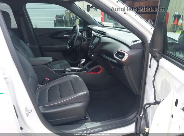 KL79MTSL3MB022862 2021 CHEVROLET TRAILBLAZER White წინა სალონის ხედი