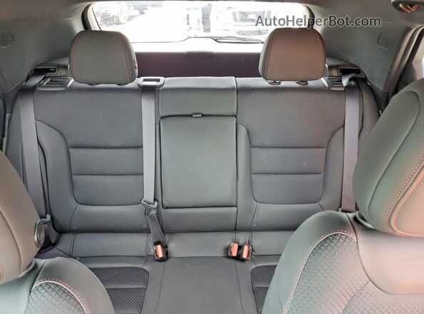 KL79MTSL3NB062828 2022 CHEVROLET TRAILBLAZER Black Widok tylnych siedzeń