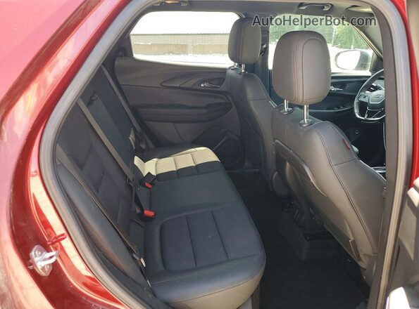 KL79MTSL3NB073392 2022 CHEVROLET TRAILBLAZER Красный Вид задней части салона