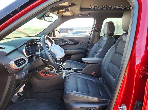 KL79MTSL4MB148132 2021 CHEVROLET TRAILBLAZER Red Vista interior delantera