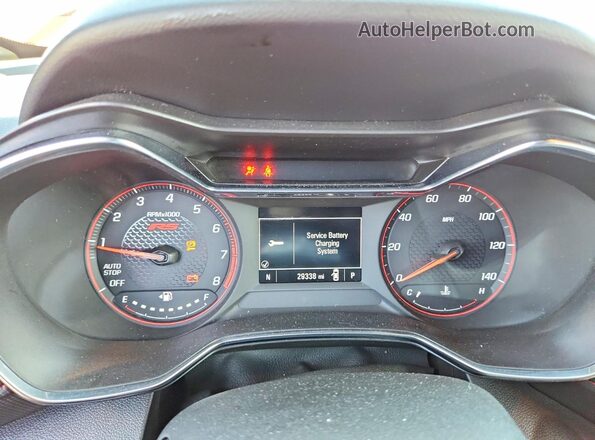 KL79MTSL4MB148132 2021 CHEVROLET TRAILBLAZER Red Vista del cuadro de instrumentos