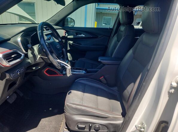 KL79MTSL4NB038196 2022 CHEVROLET TRAILBLAZER White წინა სალონის ხედი