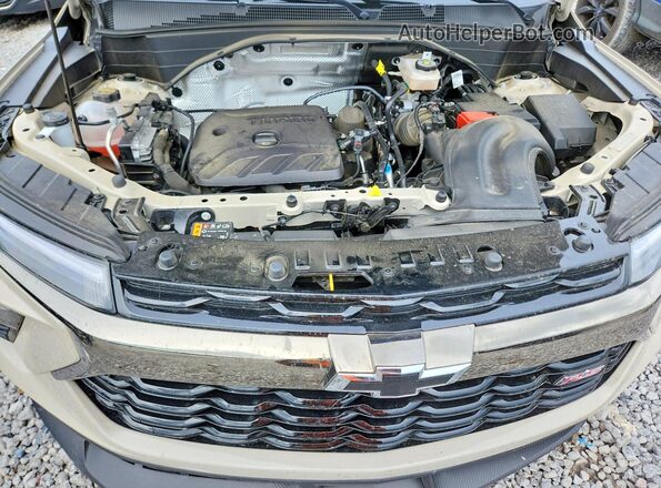 KL79MTSL5TB076565 2026 CHEVROLET TRAILBLAZER Cream Vista del compartimento del motor