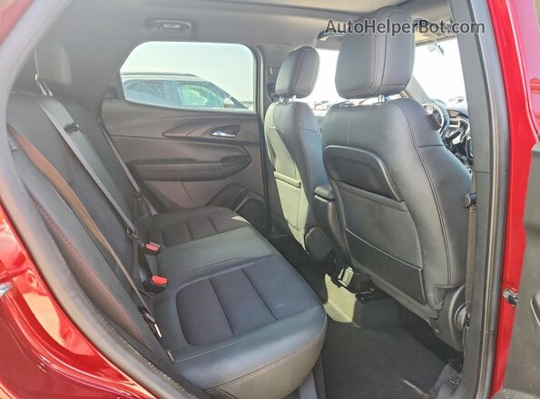 KL79MTSL7PB100158 2023 CHEVROLET TRAILBLAZER Burgundy Vista de los asientos traseros