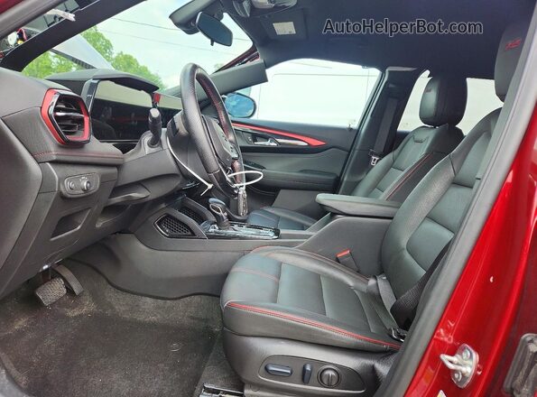 KL79MTSLXRB095086 2024 CHEVROLET TRAILBLAZER Burgundy Widok wnętrza z przodu