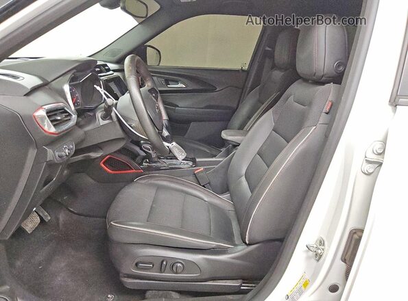 KL79MUSL0PB203444 2023 CHEVROLET TRAILBLAZER White წინა სალონის ხედი