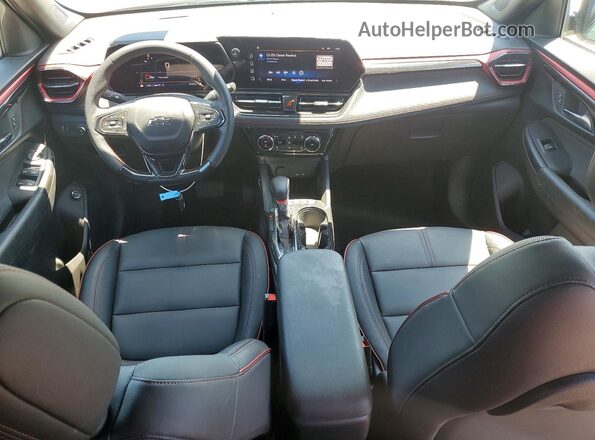 KL79MUSL0SB101425 2025 CHEVROLET TRAILBLAZER Red Առջևի վահանակի տեսք