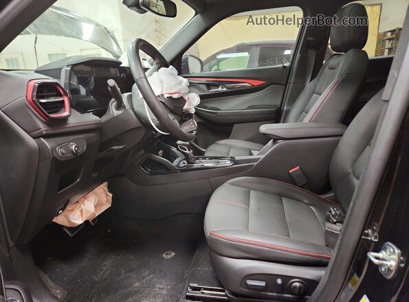 KL79MUSL6RB126467 2024 CHEVROLET TRAILBLAZER Black Սալոնի դիմացի տեսք