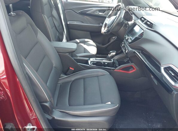KL79MUSL7PB014662 2023 CHEVROLET TRAILBLAZER Бордовый Вид салона спереди