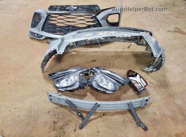 KL79MUSL7PB174315 2023 CHEVROLET TRAILBLAZER Gray Вид наклейки з VIN-кодом