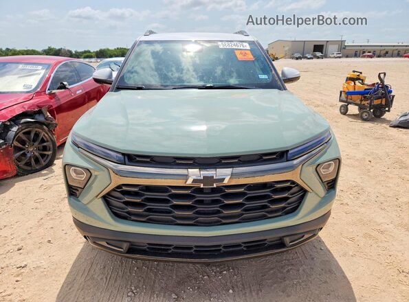KL79MVSL0SB118456 2025 CHEVROLET TRAILBLAZER Green Vista frontal