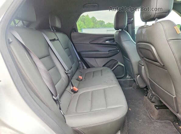 KL79MVSL3PB173345 2023 CHEVROLET TRAILBLAZER White Widok wnętrza z tyłu