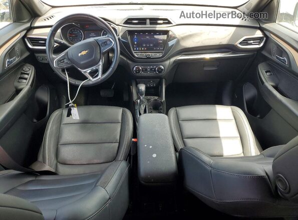 KL79MVSL6NB040589 2022 CHEVROLET TRAILBLAZER Белый Вид панели приборов
