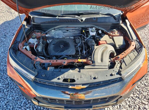 KL79MVSLXPB083710 2023 CHEVROLET TRAILBLAZER Orange Vista del compartimento del motor