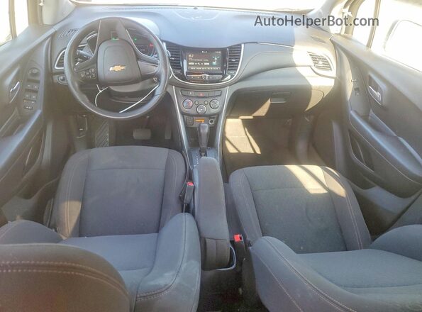 KL7CJKSB0HB185457 2017 CHEVROLET TRAX Silver Առջևի վահանակի տեսք