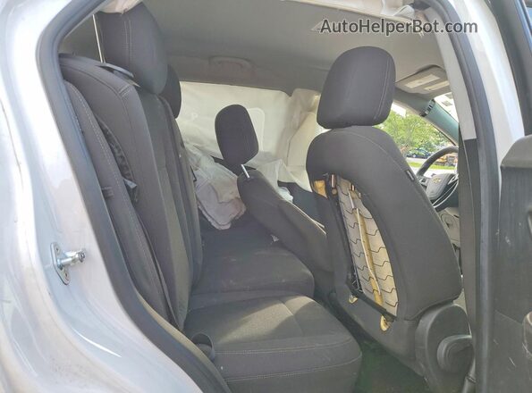 KL7CJKSB1LB323046 2020 CHEVROLET TRAX Белый Вид задней части салона