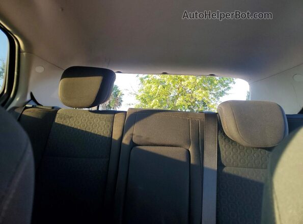 KL7CJKSB1MB306779 2021 CHEVROLET TRAX Gray Vista de los asientos traseros