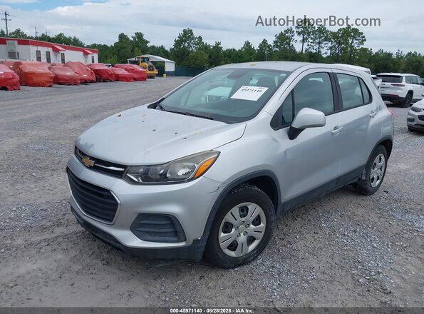 KL7CJKSB3HB203482 2017 CHEVROLET TRAX Silver Vista tres cuartos delantera izquierda