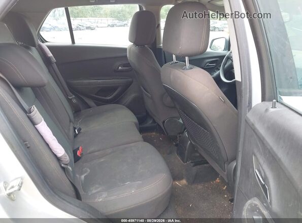 KL7CJKSB3HB203482 2017 CHEVROLET TRAX Silver Vista de la etiqueta del VIN