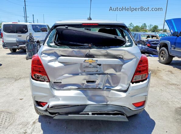 KL7CJKSB5HB063810 2017 CHEVROLET TRAX Silver Հետևի տեսք