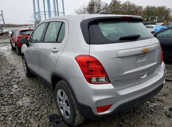 KL7CJKSB5JB593152 2018 CHEVROLET TRAX Silver Задня ліва чверть