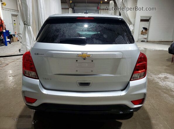 KL7CJKSB8LB321021 2020 CHEVROLET TRAX Silver Widok z tyłu