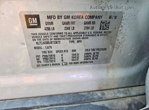 KL7CJKSB9JB733672 2018 CHEVROLET TRAX Silver VIN կոդի պիտակի տեսք
