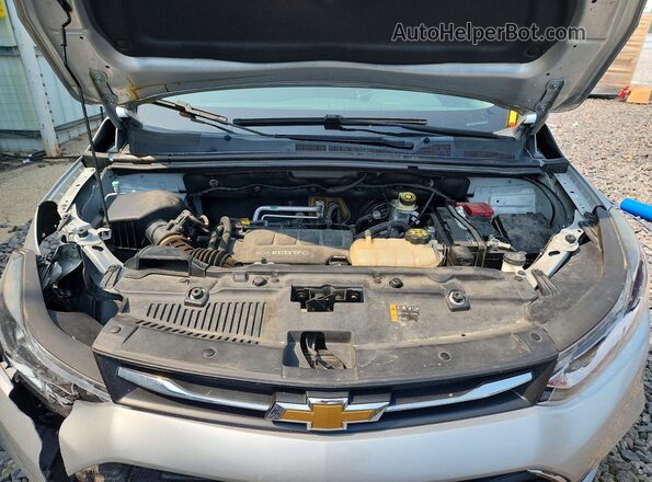 KL7CJKSB9JB733672 2018 CHEVROLET TRAX Silver Շարժիչի բաժամունքի տեսք
