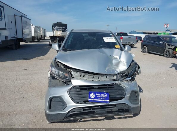 KL7CJKSB9MB301362 2021 CHEVROLET TRAX Silver Սարքավորումների վահանակի տեսք
