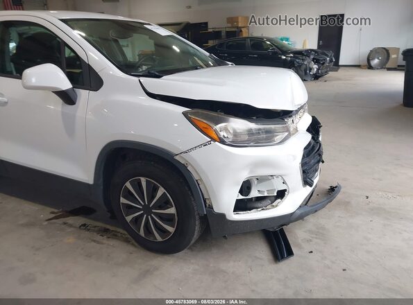 KL7CJKSBXHB201924 2017 CHEVROLET TRAX White Widok z przodu