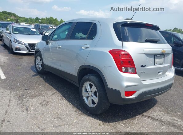 KL7CJKSM6NB526745 2022 CHEVROLET TRAX Silver Trasero izquierdo