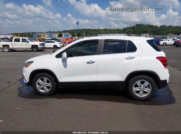 KL7CJLSB0KB963933 2019 CHEVROLET TRAX Белый Вид задней части салона