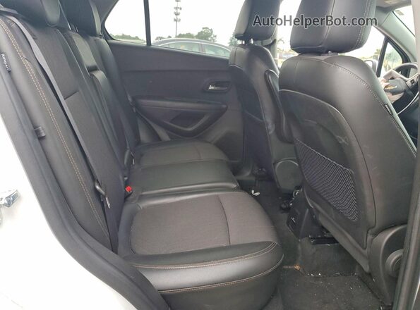KL7CJLSB0LB064491 2020 CHEVROLET TRAX White Սալոնի հետևի տեսք