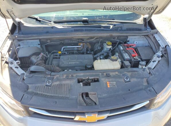 KL7CJLSB2JB617171 2018 CHEVROLET TRAX Серебряный Вид подкапотного пространства