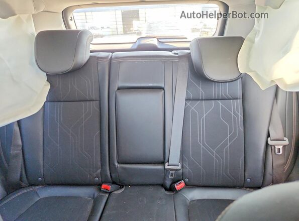 KL7CJLSB2KB910411 2019 CHEVROLET TRAX White Rear seats view