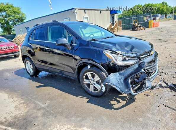KL7CJLSB2LB006379 2020 CHEVROLET TRAX Black Front right