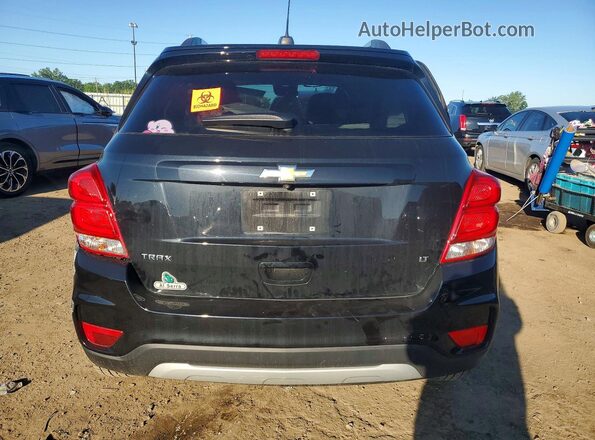 KL7CJLSB2LB049037 2020 CHEVROLET TRAX Черный Вид сзади