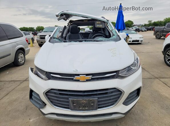 KL7CJLSB2MB320938 2021 CHEVROLET TRAX White Դիմացի տեսք
