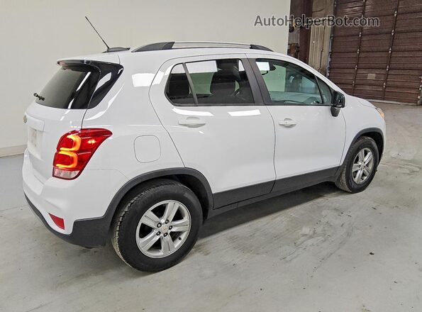 KL7CJLSB2MB347024 2021 CHEVROLET TRAX White Trasero derecho