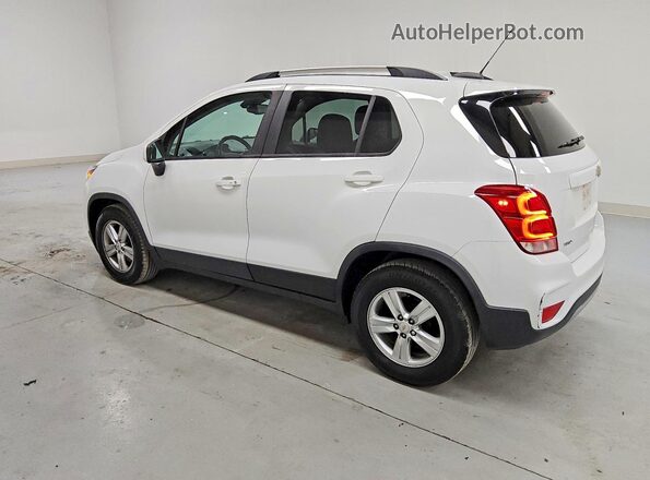 KL7CJLSB2MB347024 2021 CHEVROLET TRAX White Trasero izquierdo