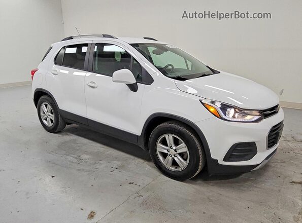 KL7CJLSB2MB347024 2021 CHEVROLET TRAX White Delantero derecho