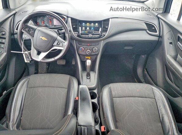 KL7CJLSB3JB641298 2018 CHEVROLET TRAX White Vista del salpicadero