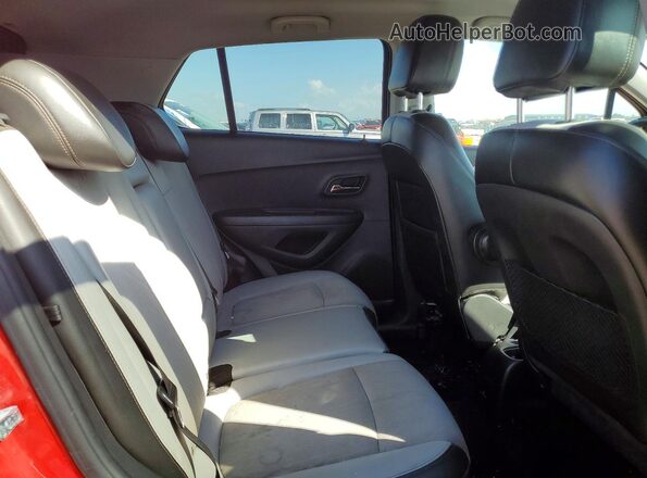 KL7CJLSB3LB342817 2020 CHEVROLET TRAX Красный Вид задних сидений