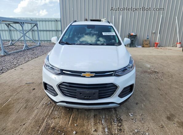 KL7CJLSB3MB304988 2021 CHEVROLET TRAX White Front view
