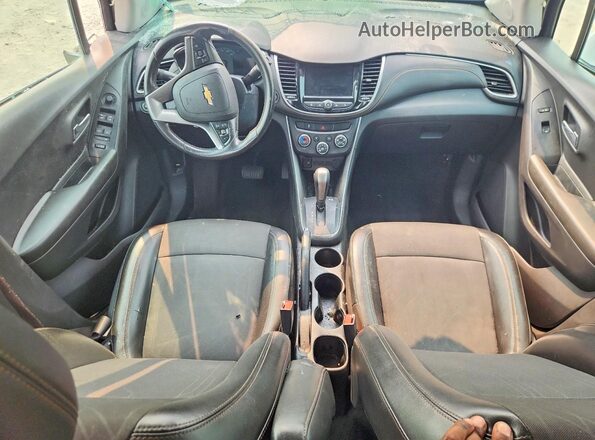 KL7CJLSB3MB353074 2021 CHEVROLET TRAX Белый Вид панели приборов