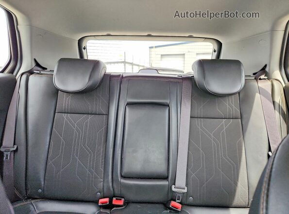 KL7CJLSB4HB197696 2017 CHEVROLET TRAX White Rear seats view